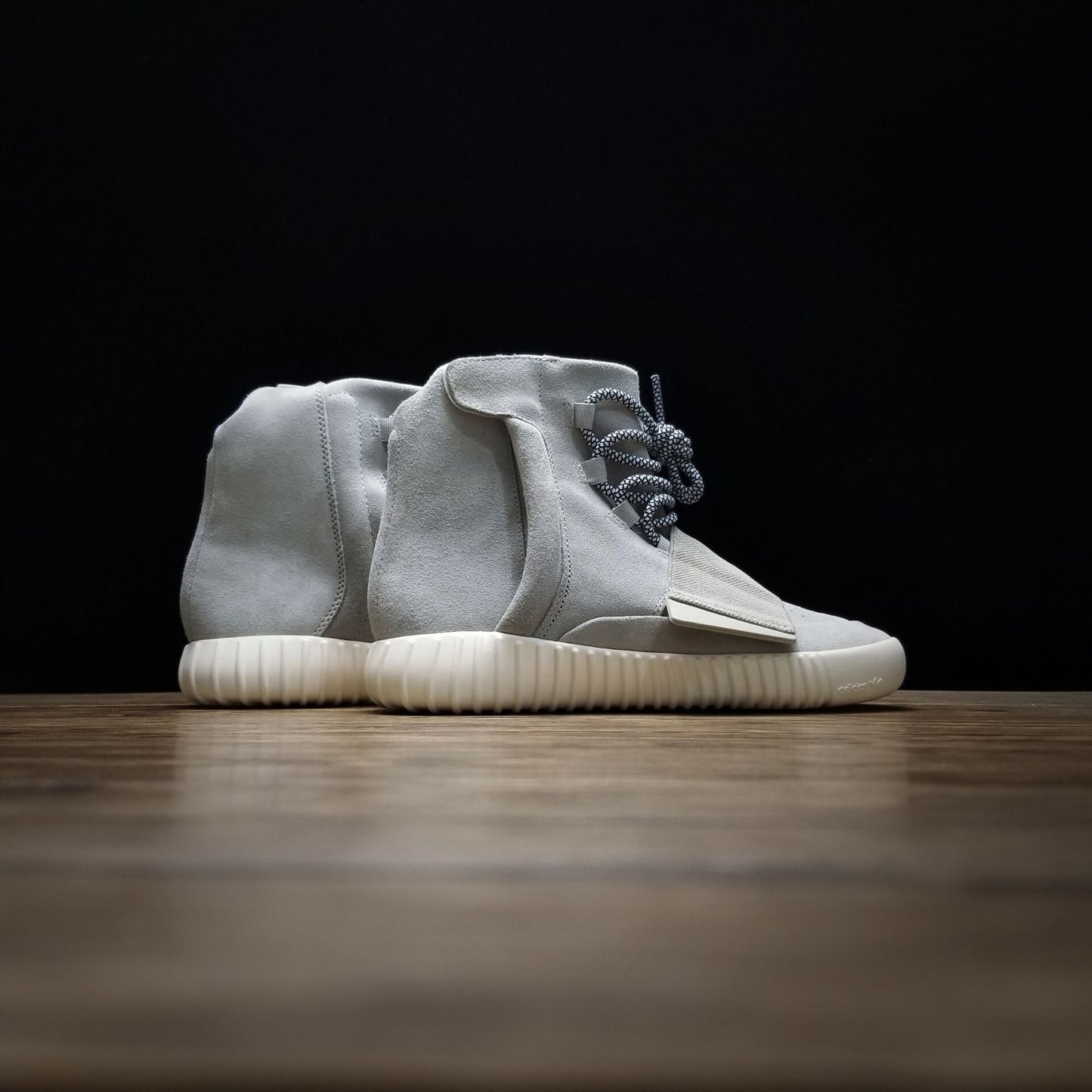 YEEZY 750 OG Light Brown