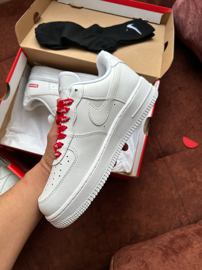 NIKE AF1 supreme