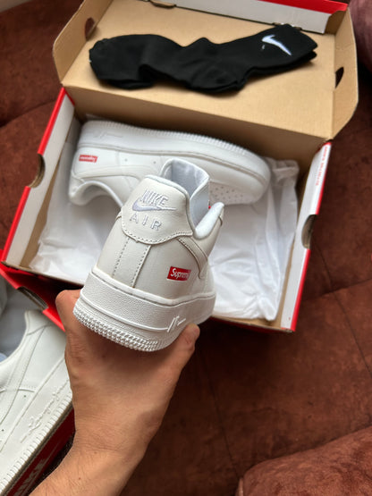 NIKE AF1 supreme