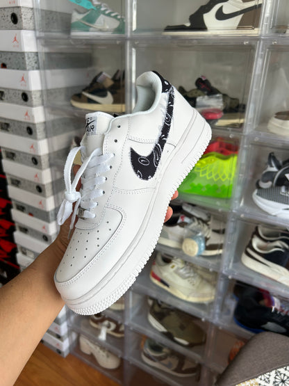 NIKE AF1