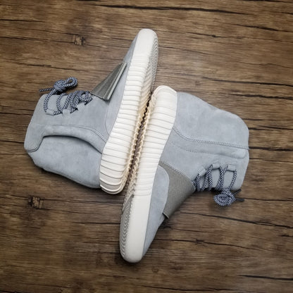 YEEZY 750 OG Light Brown