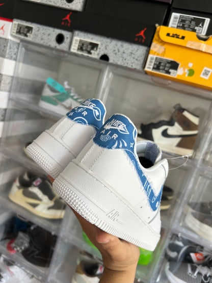 NIKE AF1