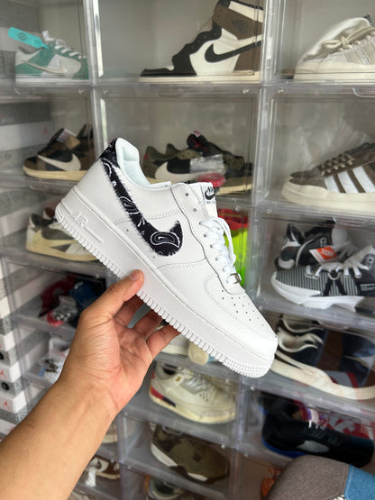 NIKE AF1