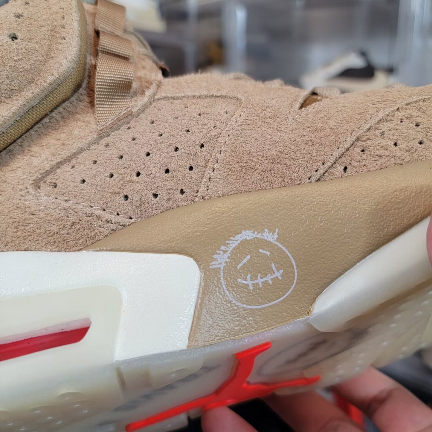 Travis Scott x Air Jordan 6“British Khaki”