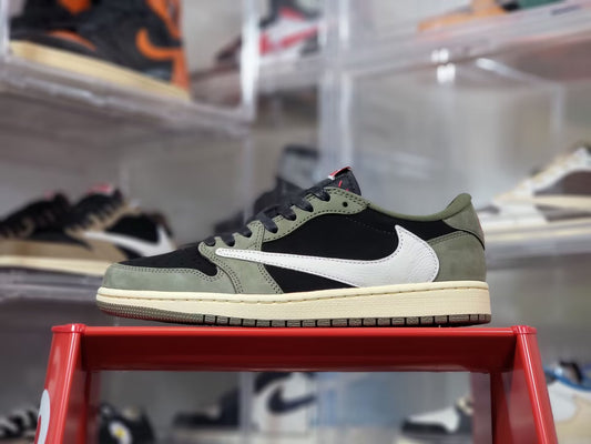 Travis Scott x Nike Air Jordan 1 Low OG