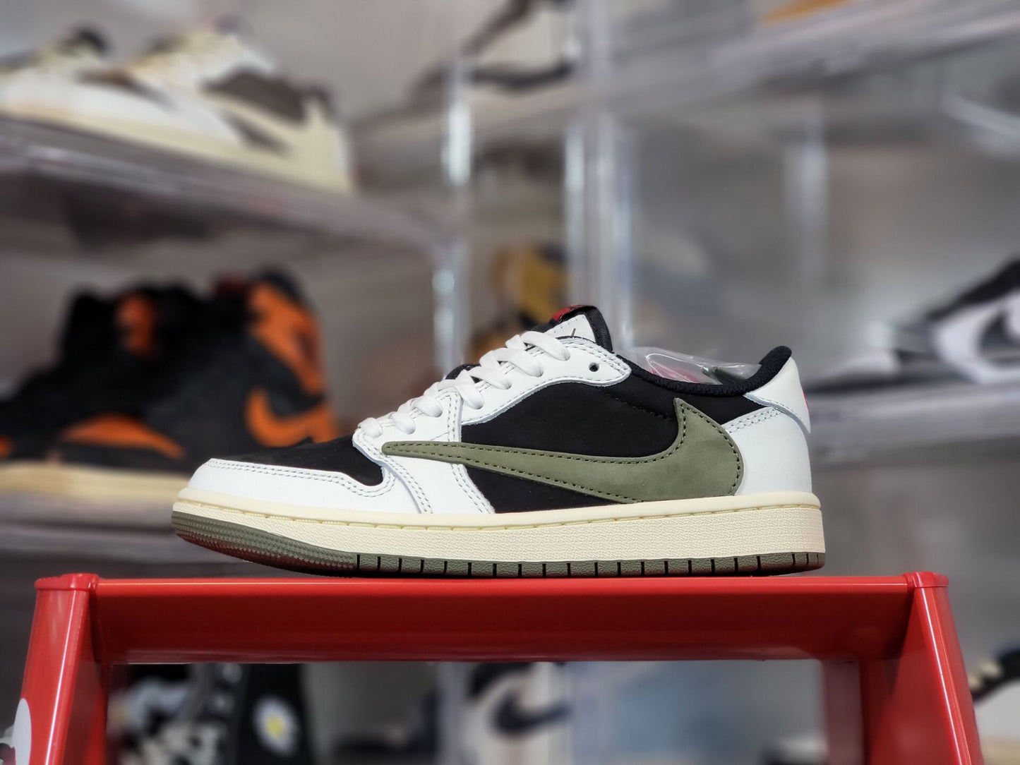 Travis Scott x Air Jordan 1 Low