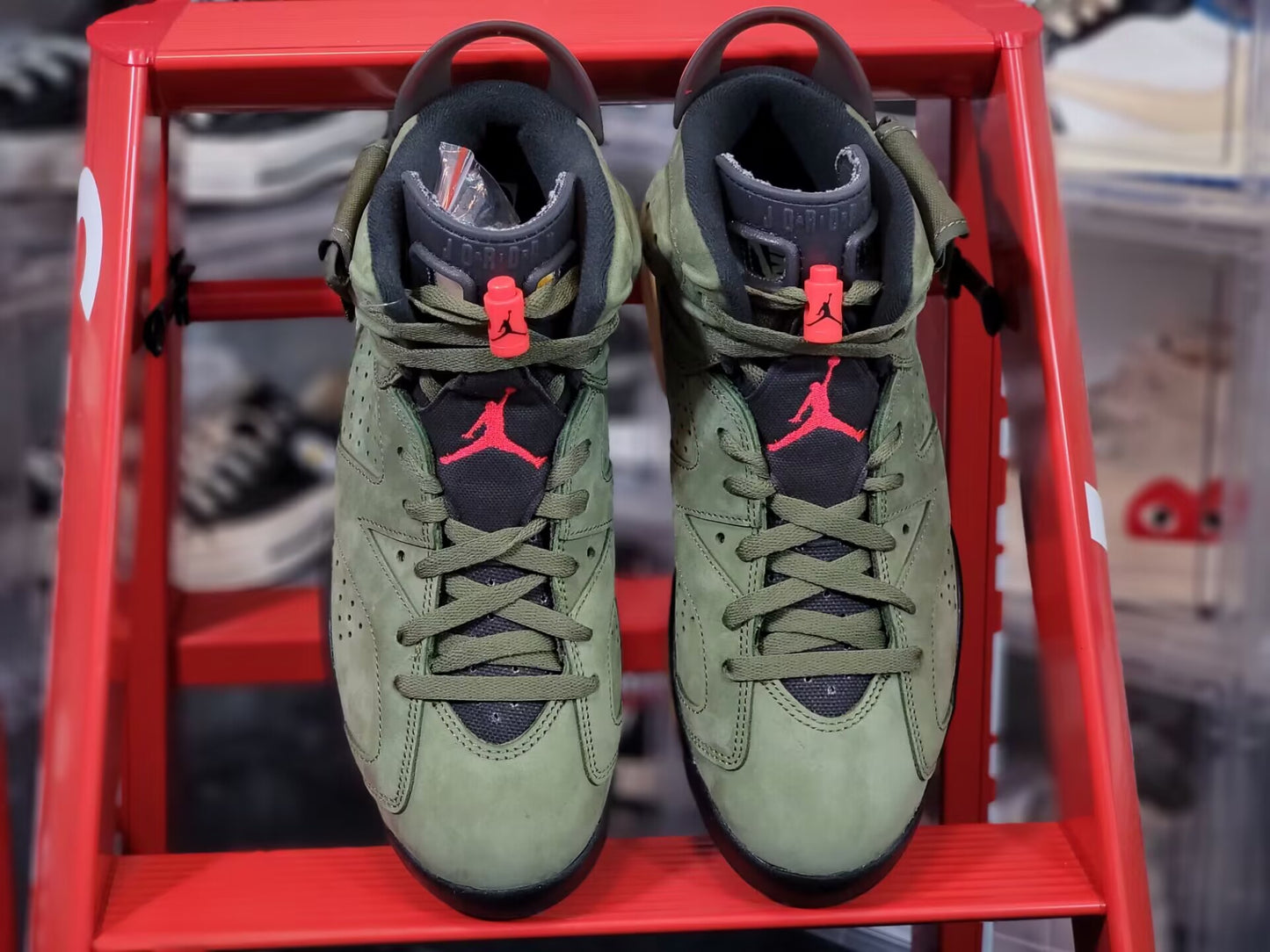 Travis Scott x Air Jordan 6