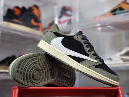 Travis Scott x Nike Air Jordan 1 Low OG