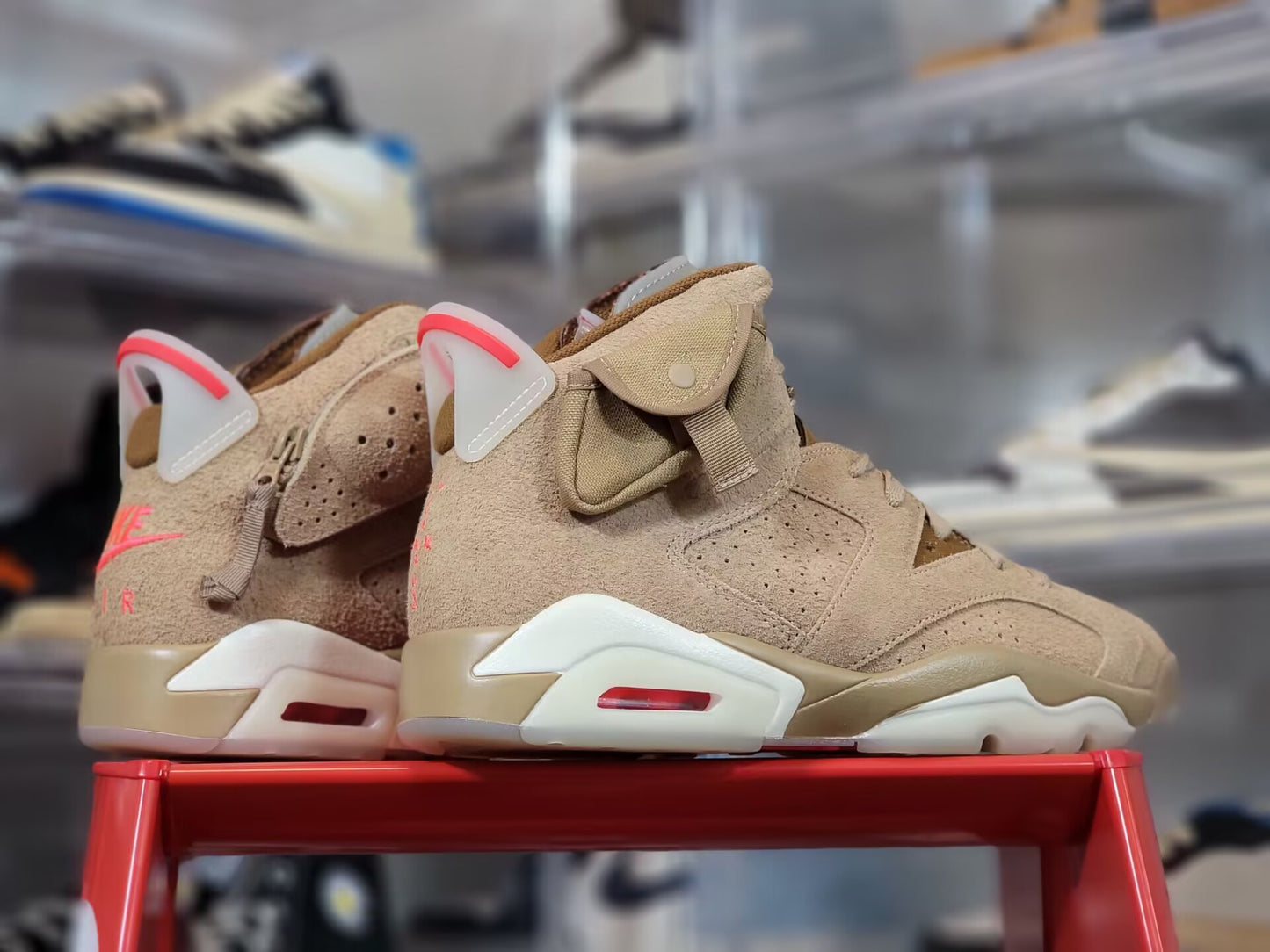 Travis Scott x Air Jordan 6“British Khaki”